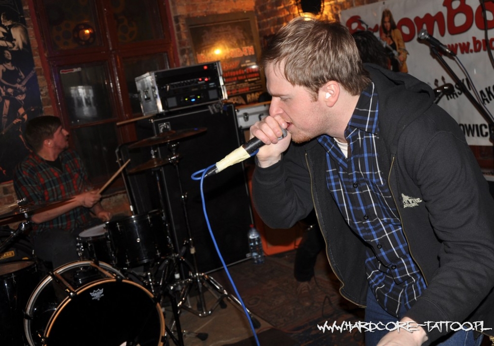 lasting_traces_20110310_1430043672