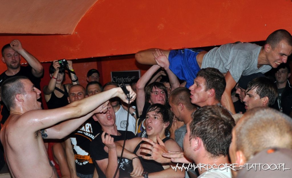 no_turning_back_20110815_1995223809