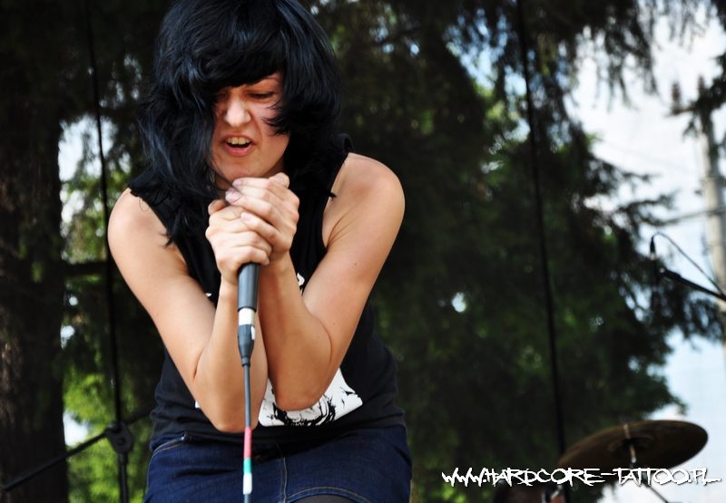 hello_bastards_20100718_1579698070