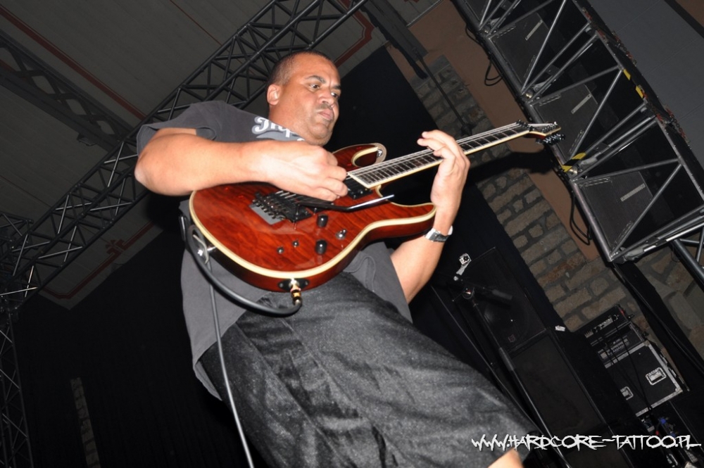 suicidal_tendencies_20120129_1132311935
