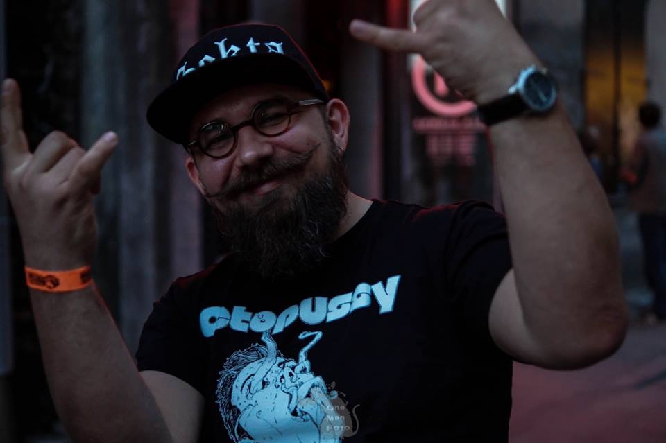 33678433_1788134357891935_8572105757552541696_n