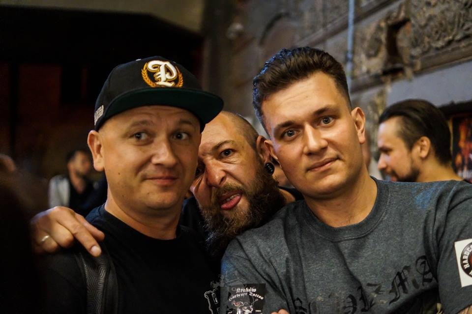 33691425_1788135407891830_6835166054713393152_n